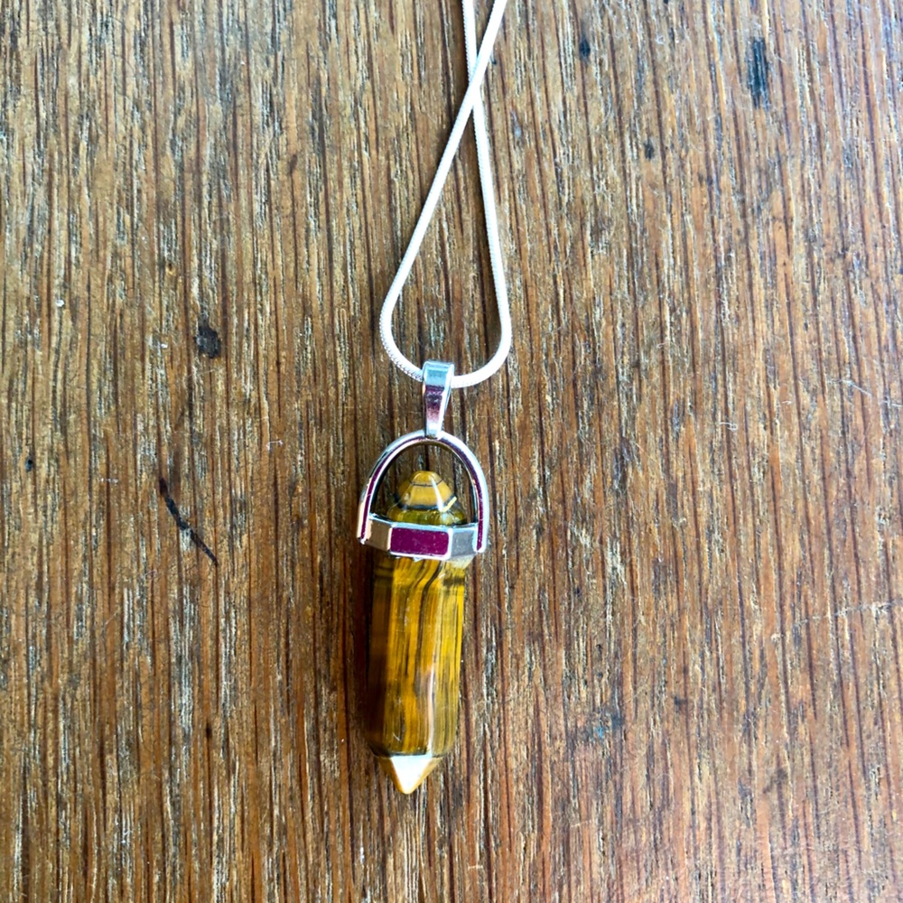 Tigers eye hexagonal stone necklace NWT